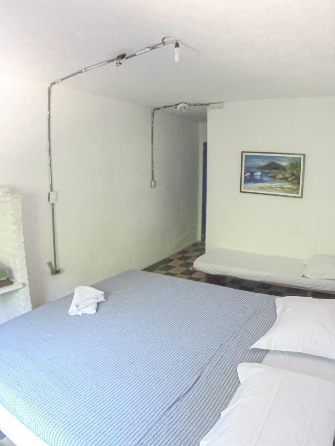 Pousada La Pionera Vila do Abraao ภายนอก รูปภาพ